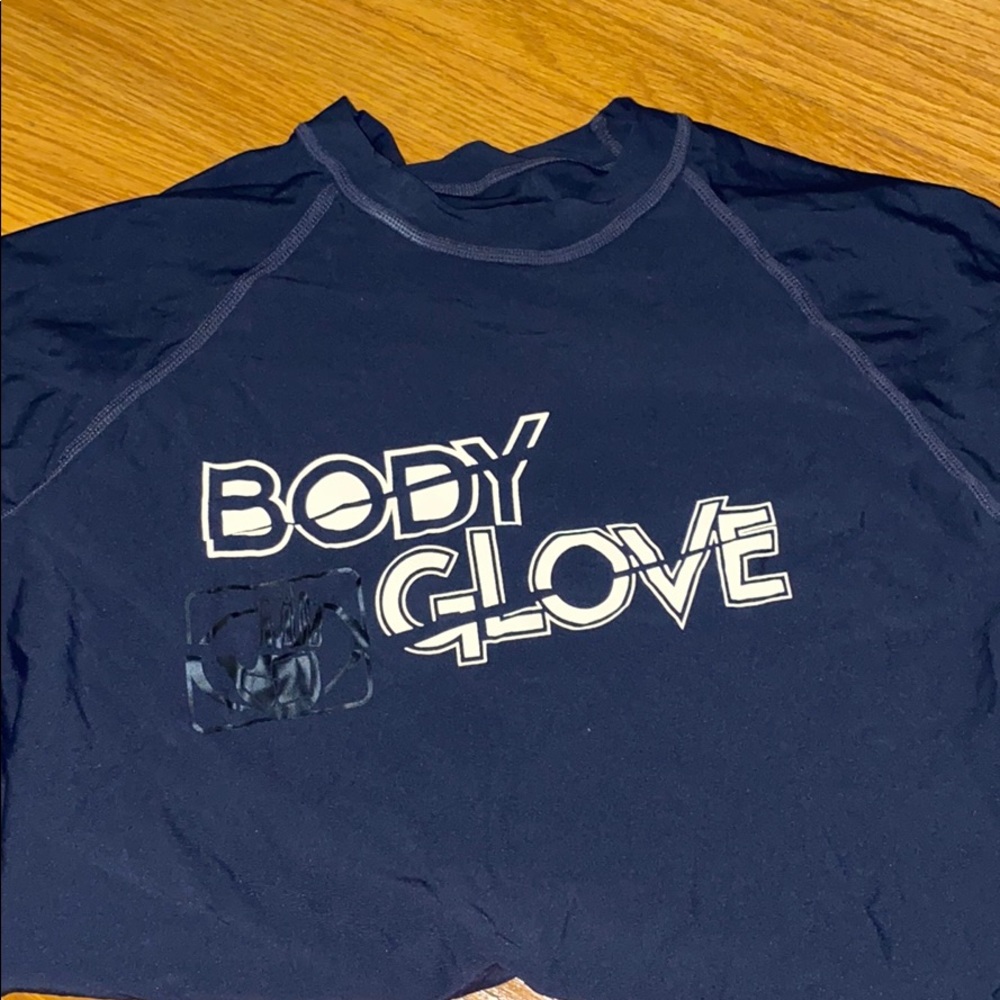 Body glove rash guard